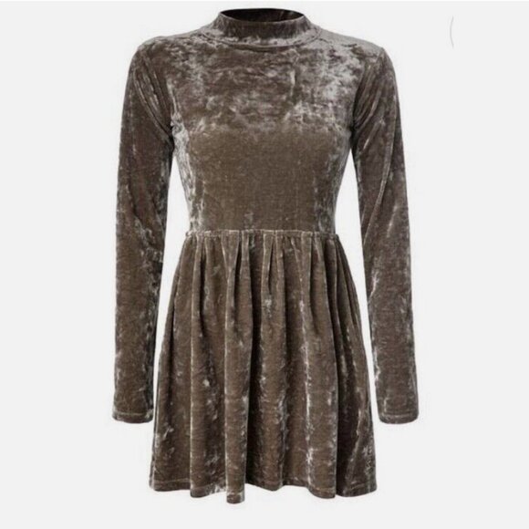 NWT Nikita Euphrasia Dress Velvet Mini Fit and Flare Open Back Driftwood S NEW - Picture 1 of 13